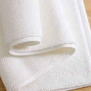 Quince Soft White Bath Mat Pair